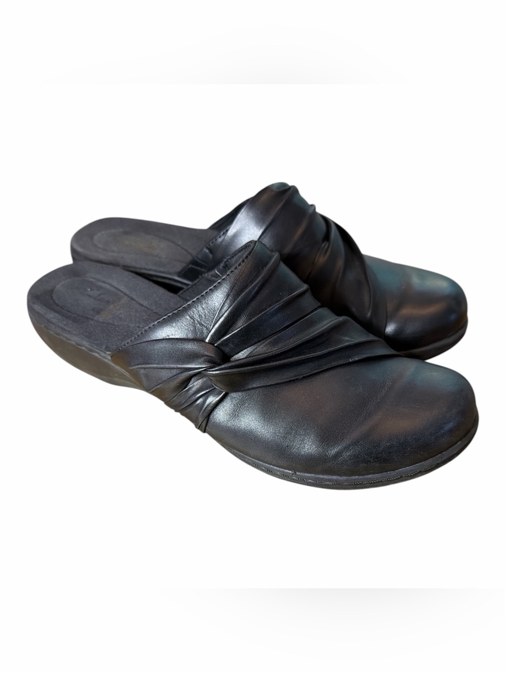 Clarks Women's Black Leather Slip-On Mule with Knotted Detail Size 10